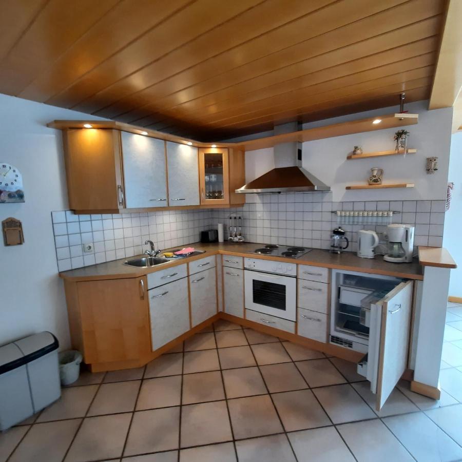 Gustis Bergglueck Apartamento Burgberg  Exterior foto